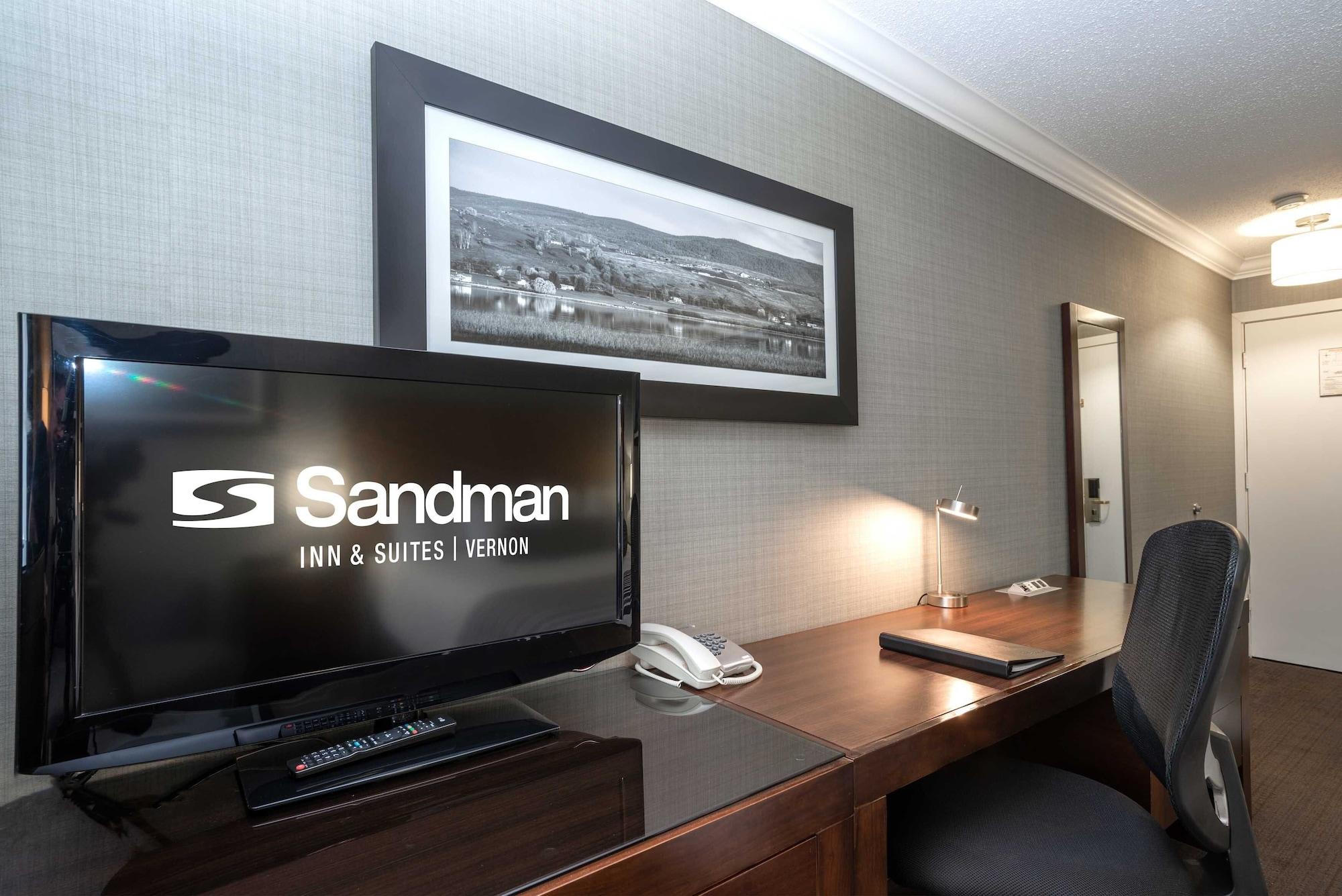 ホテル サンドマン イン&スイーツ ヴァーノン バーノン エクステリア 写真